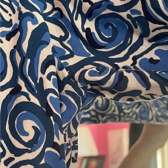Lilly Pulitzer Size XL Dress White & Shades of Blue Polyester/Spandex 3/4 Sleeve - Picture 6 of 10